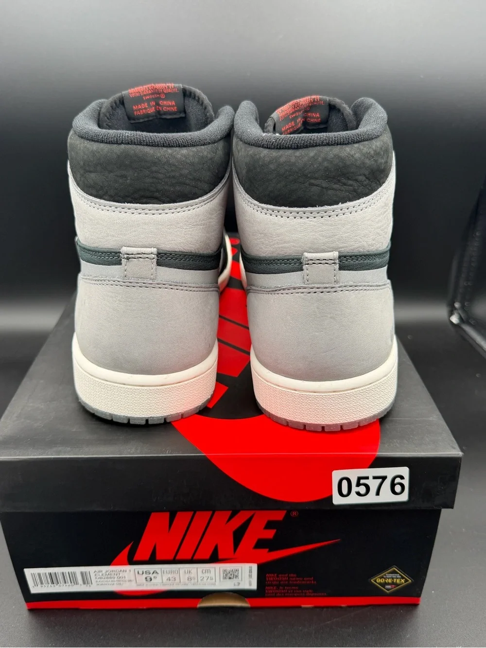 Nike Air Jordan 1 Mid GORE-TEX - Black/Gray/Green